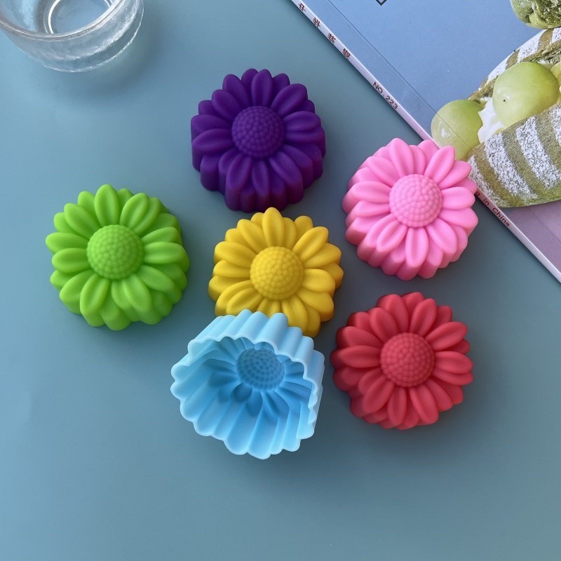 6 Pcs Set Non-Stick Flower Des - مراجعة Soap Making Workshop وسعره