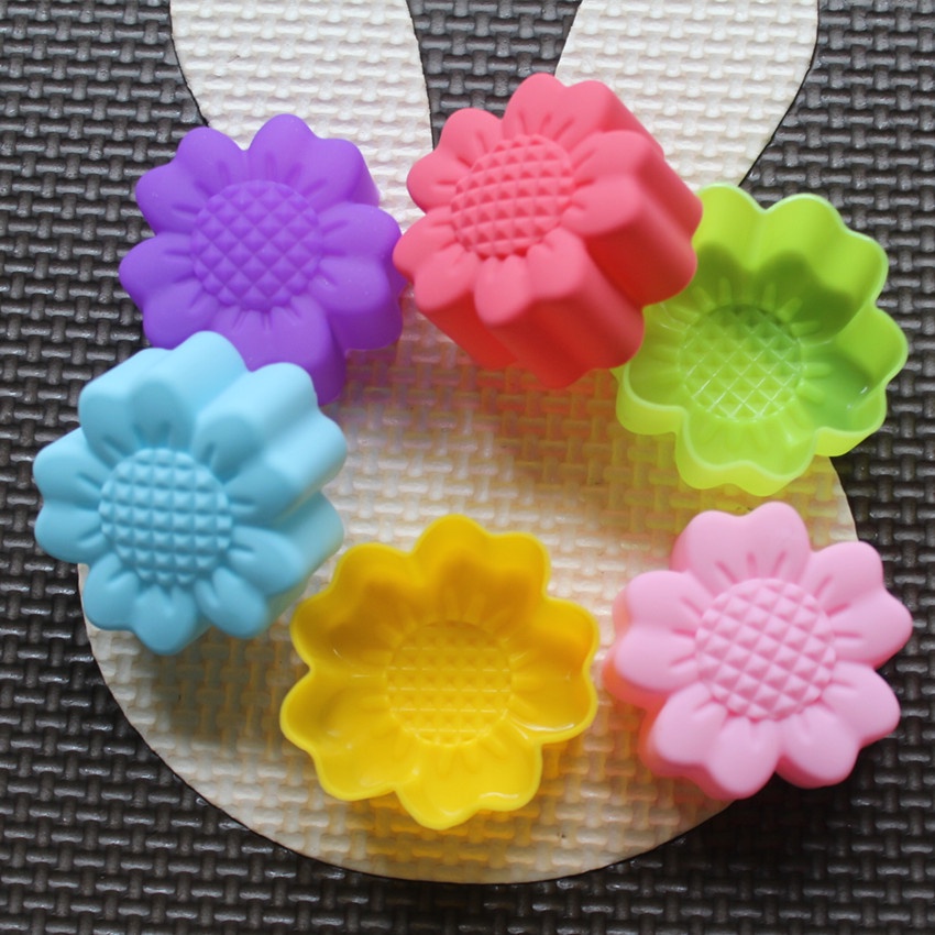 6 Pcs Set Non-Stick Flower Des - مراجعة Soap Making Workshop وسعره